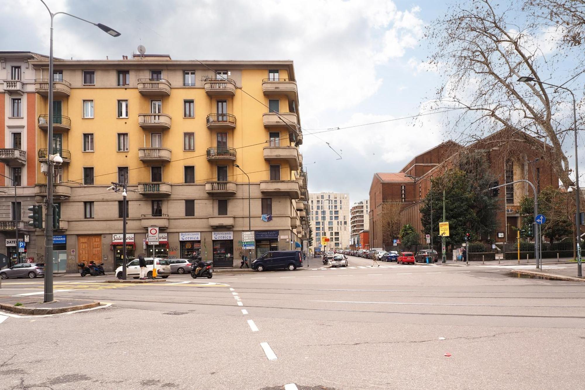 Luminoso Appartamento Con Terrazzo Forlanini Linate Mediolan Zewnętrze zdjęcie